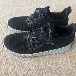 Sorel Women's Black and Gray Sneakers